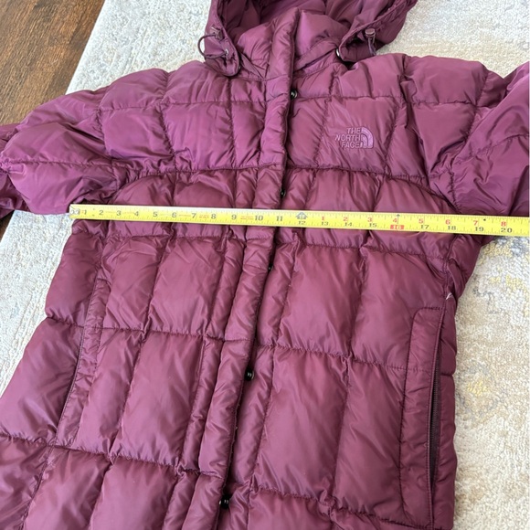 The North Face Metropolis Parka in Burgundy M - Picture 9 of 13